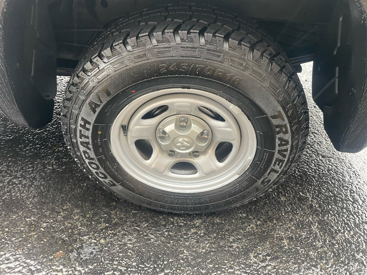 Used 2011 Dodge Dakota ST image 14