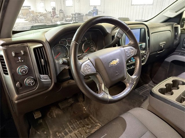 Used 2018 Chevrolet Silverado 1500 LT w/ Midnight Edition image 8