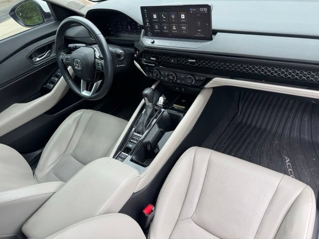 Used 2024 Honda Accord Touring image 28
