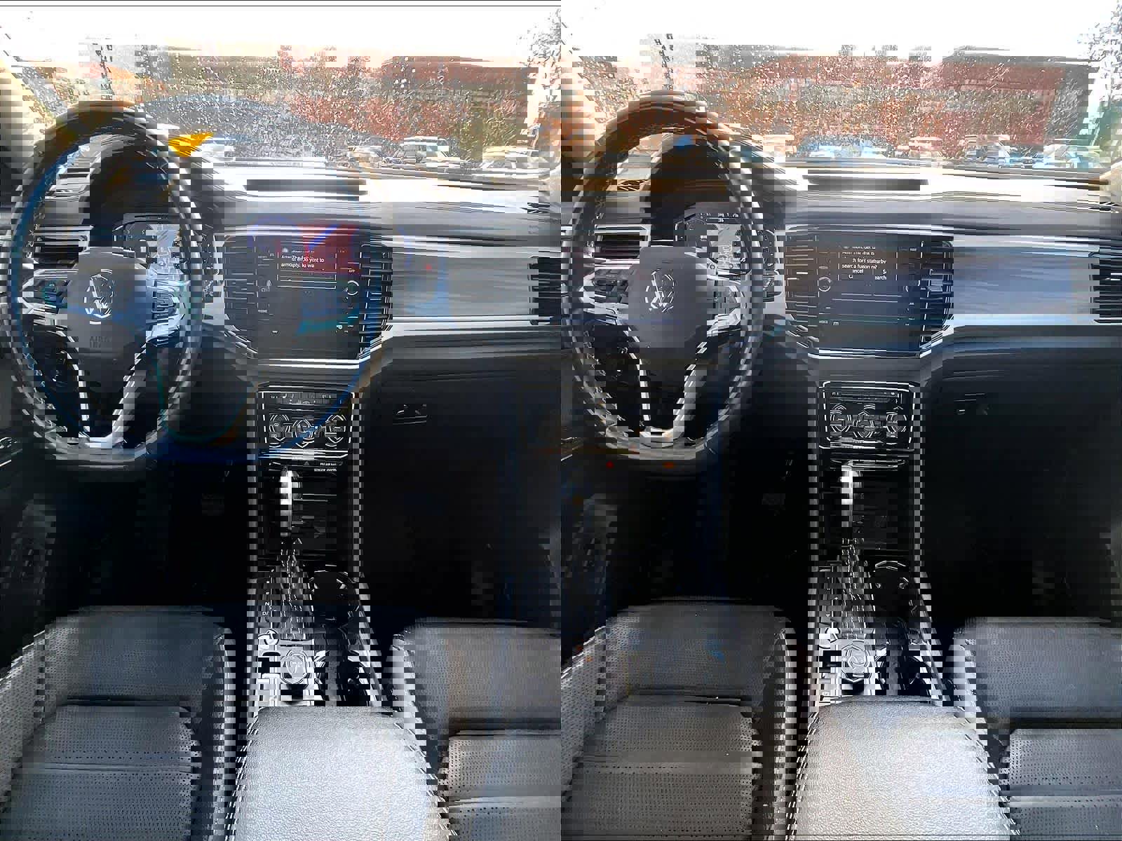 Used 2021 Volkswagen Atlas SEL Premium image 21