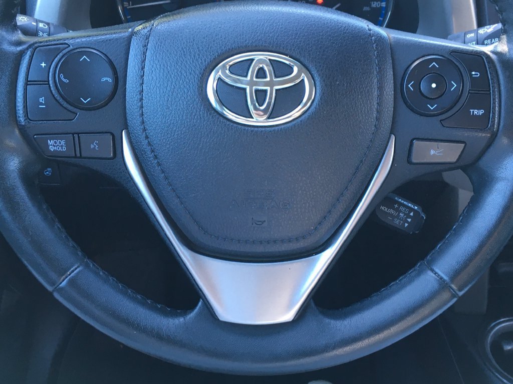 Used 2017 Toyota RAV4 Platinum w/ All Weather Liner Package AWD/4WD image 14