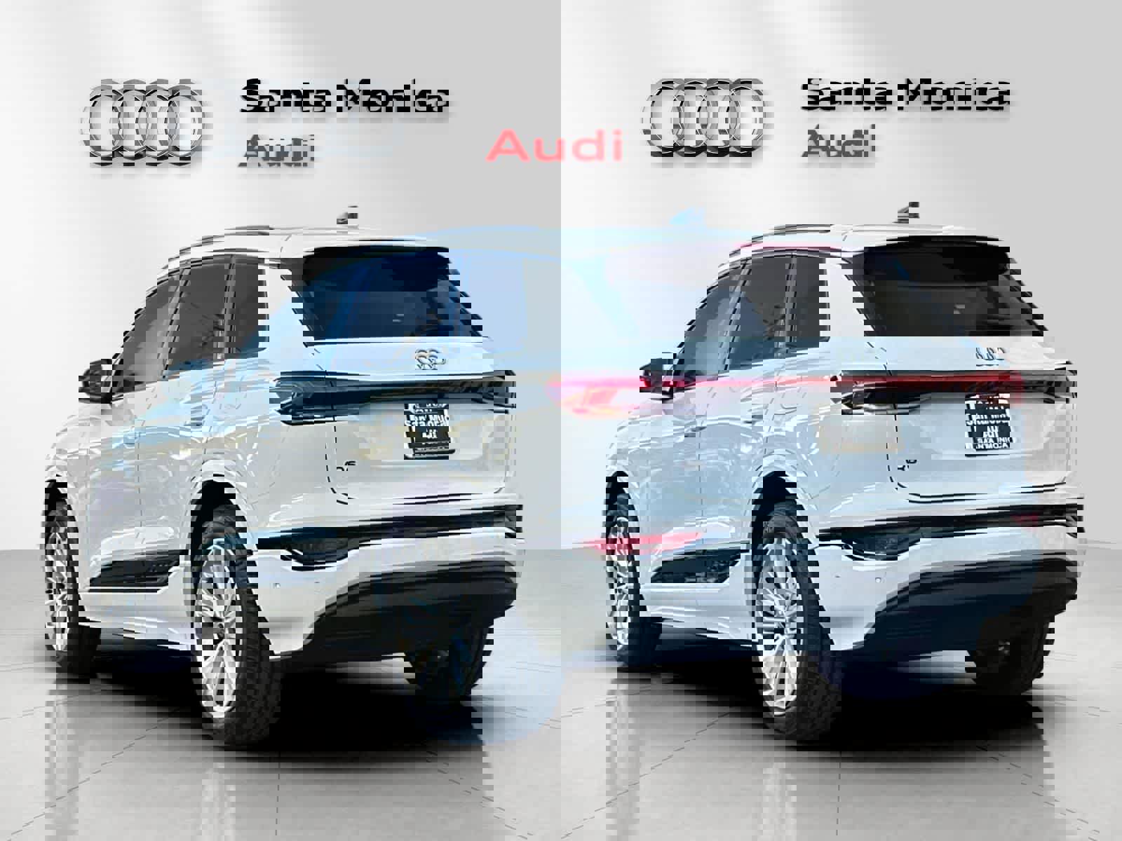 Used 2025 Audi Q6 e-tron Premium w/ Convenience Package image 6