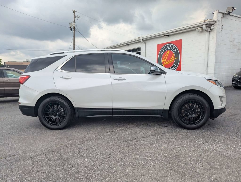 Used 2018 Chevrolet Equinox Premier FWD image 4