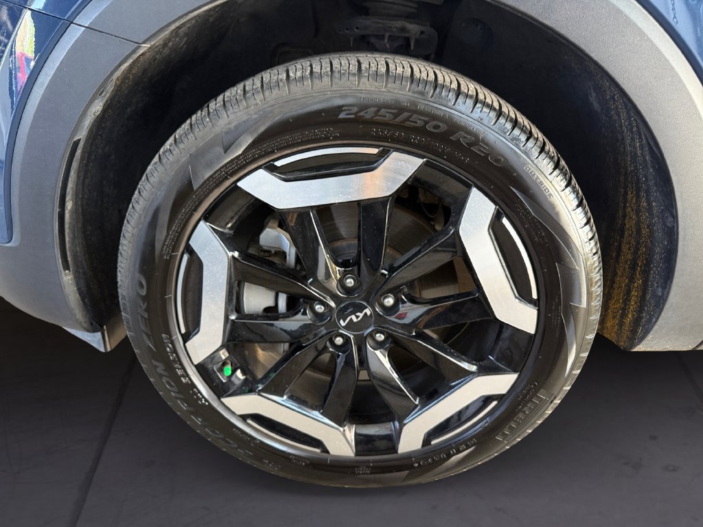 Used 2025 Kia Telluride S AWD/4WD image 9