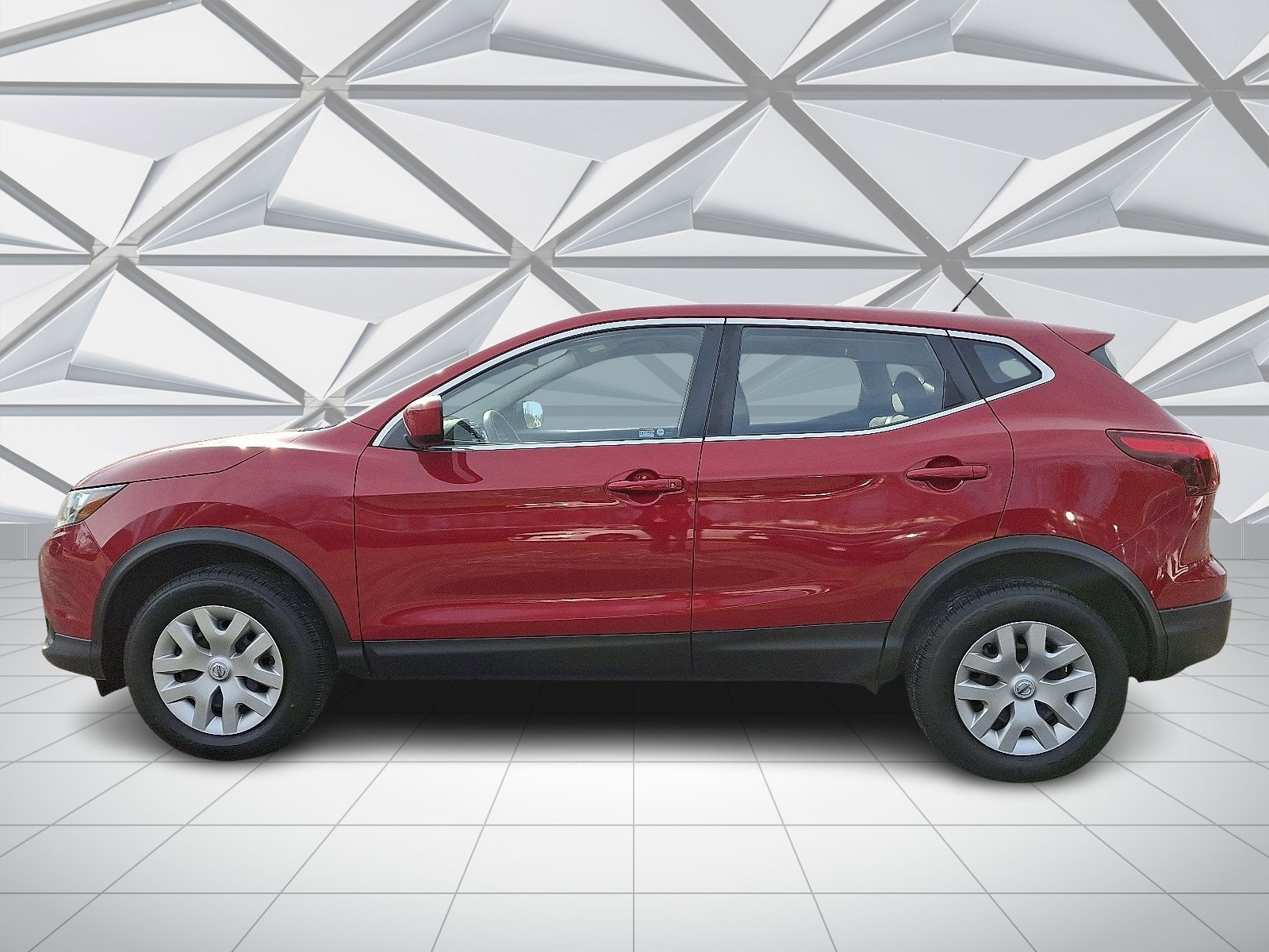 Used 2018 Nissan Rogue Sport S image 6