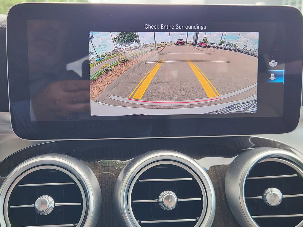 Used 2020 Mercedes-Benz GLC 300 4MATIC image 17