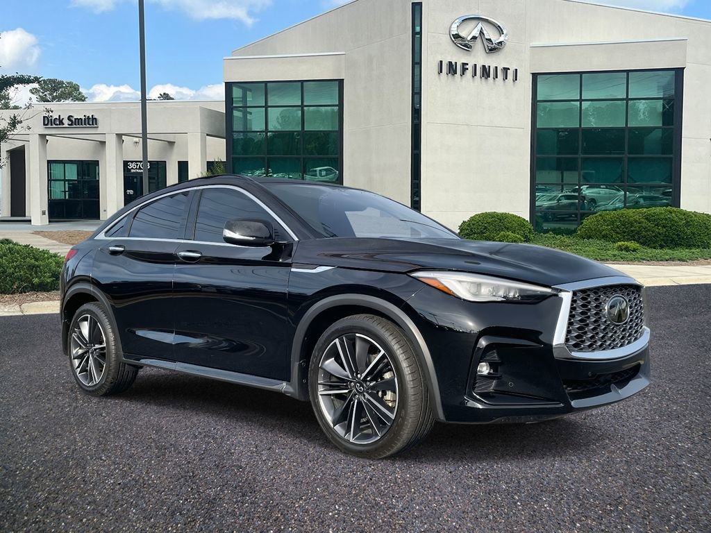 Used 2023 INFINITI QX55 Essential image 1