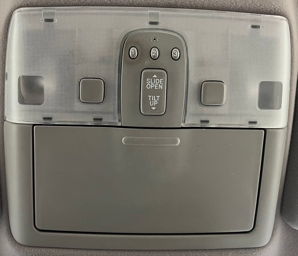 Used 2003 Lexus ES 330 FWD image 39