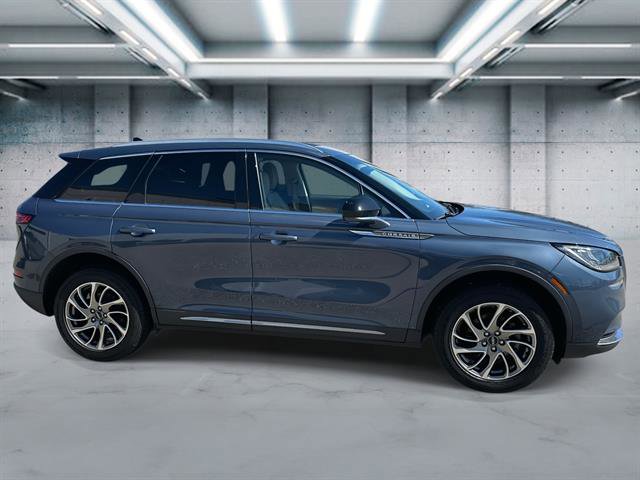 Used 2022 Lincoln Corsair AWD w/ Equipment Group 101A image 3