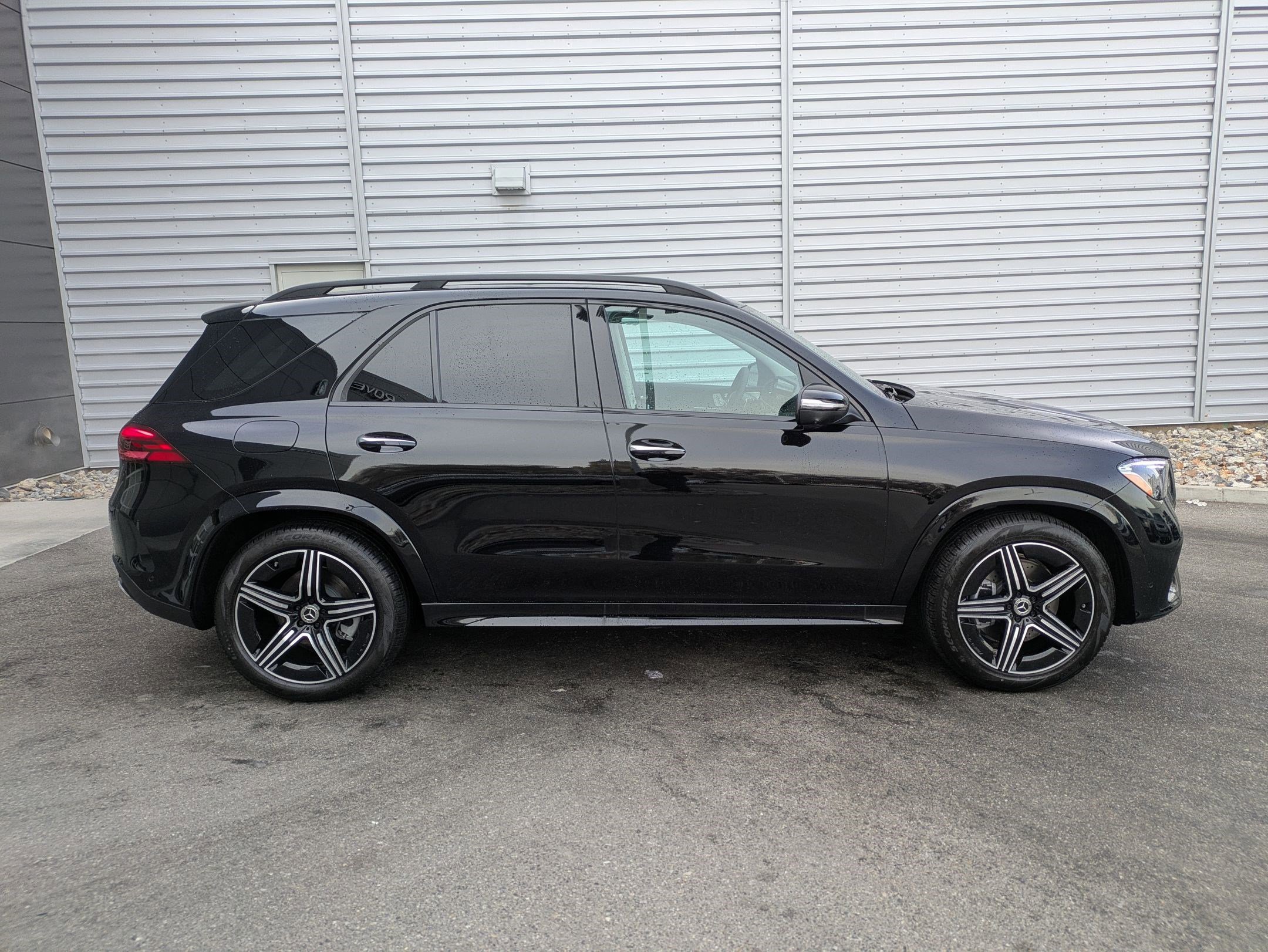 New 2026 Mercedes-Benz GLE 450 4MATIC image 2