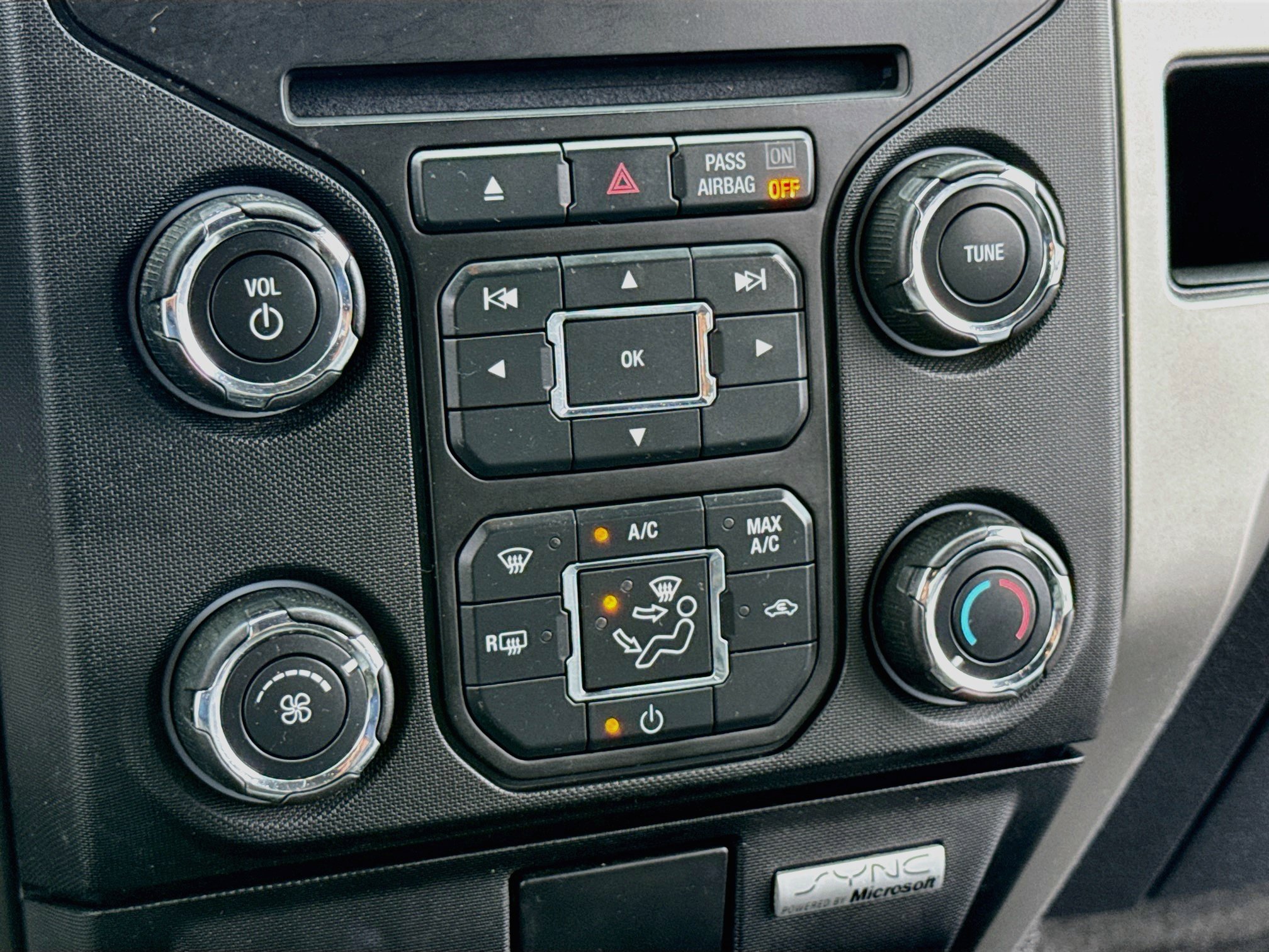 Used 2013 Ford F150 XLT w/ Luxury Equipment Group AWD/4WD image 18