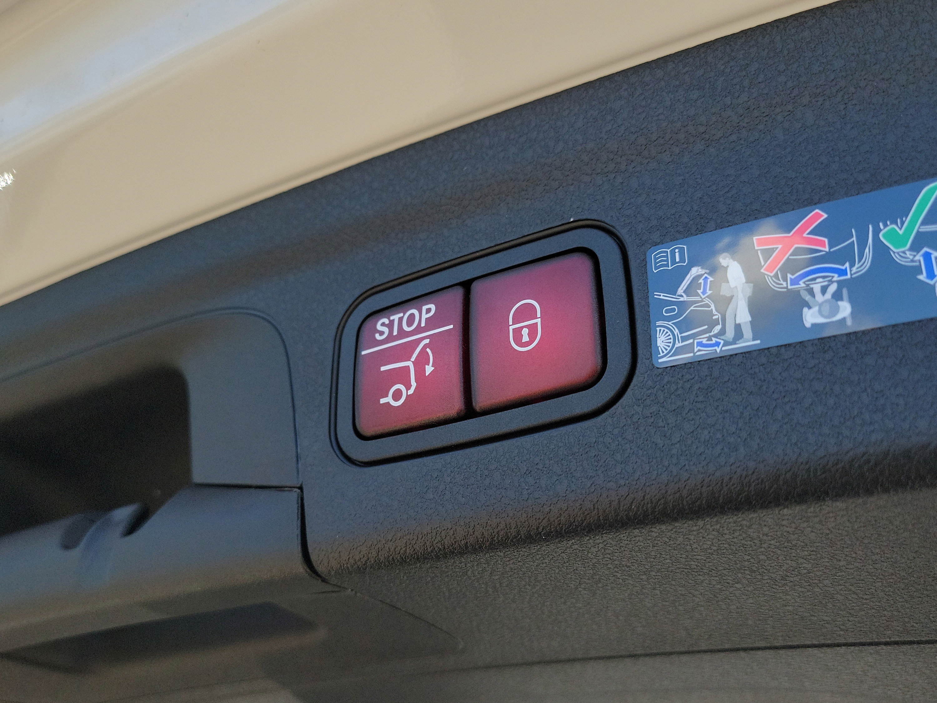 Certified 2026 Mercedes-Benz GLE 350 4MATIC image 6