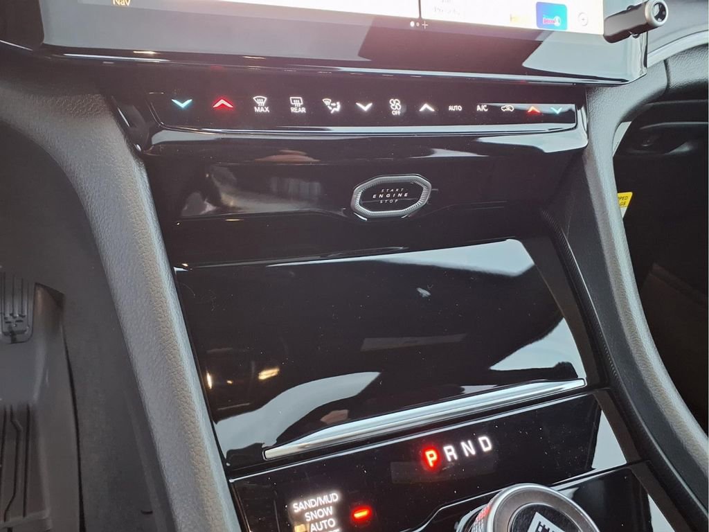 New 2026 Jeep Grand Cherokee Altitude image 19