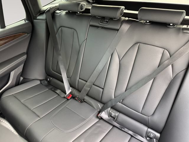 Certified 2023 BMW X3 xDrive30i w/ Premium Package AWD/4WD image 13