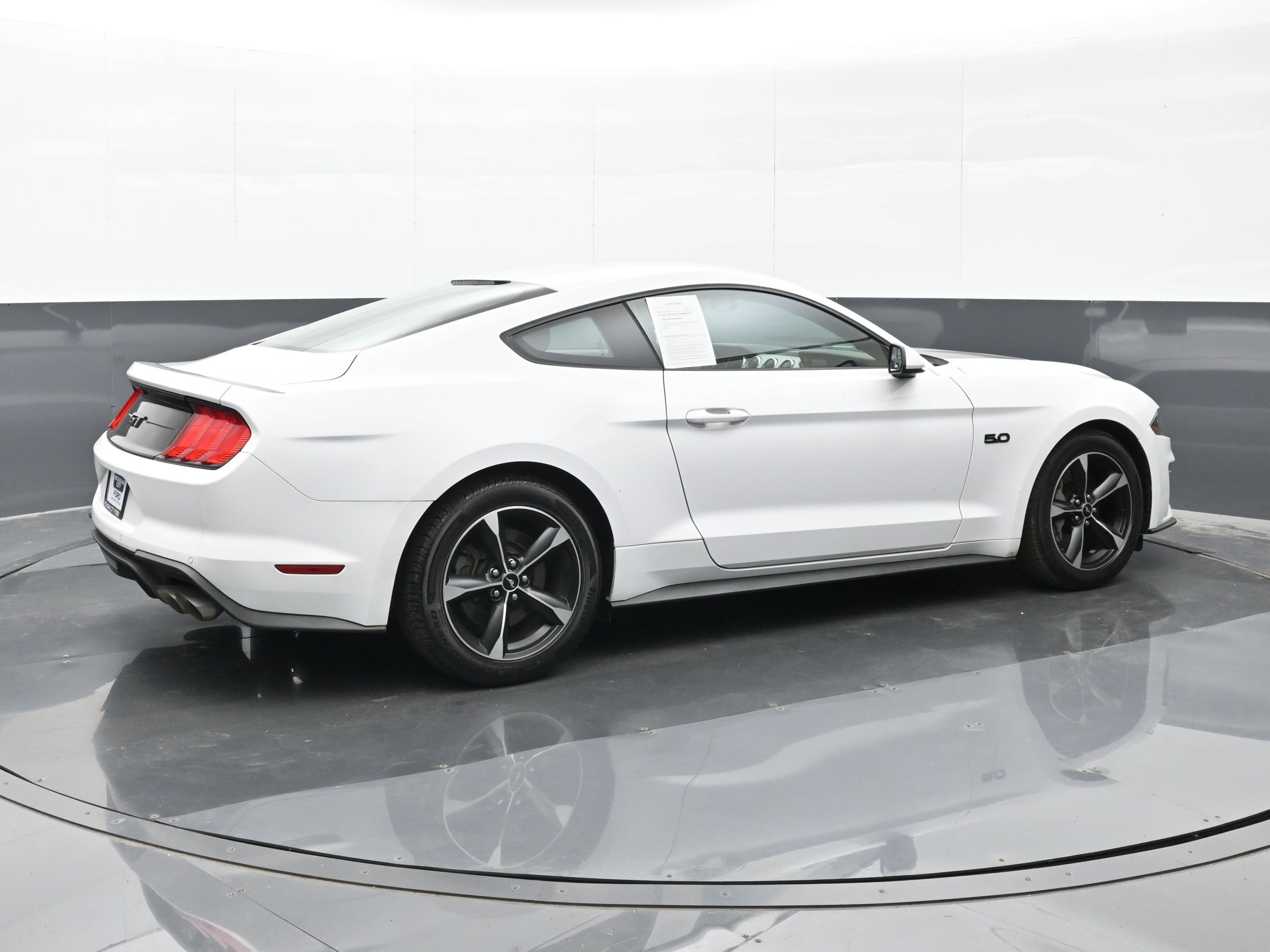 Used 2018 Ford Mustang GT image 8