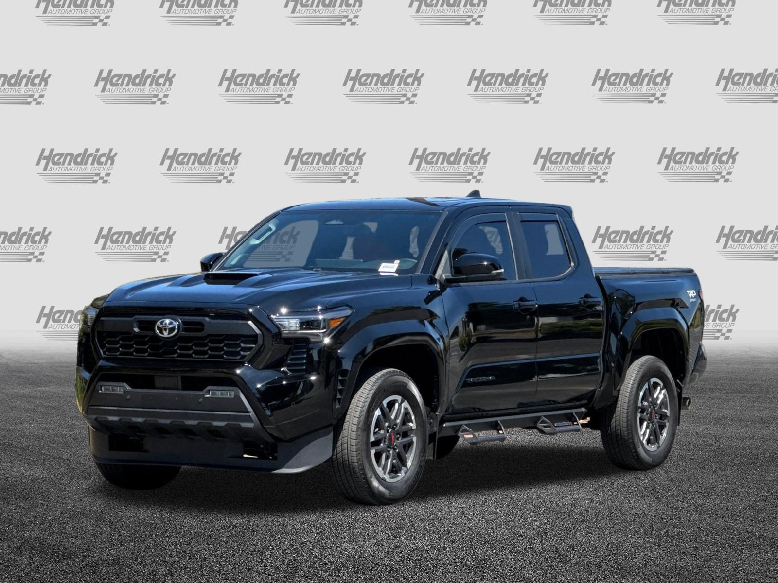 Used 2024 Toyota Tacoma TRD Sport w/ TRD Sport Upgrade Package RWD image 9