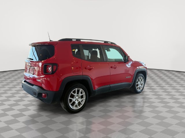 Used 2019 Jeep Renegade Latitude FWD image 11