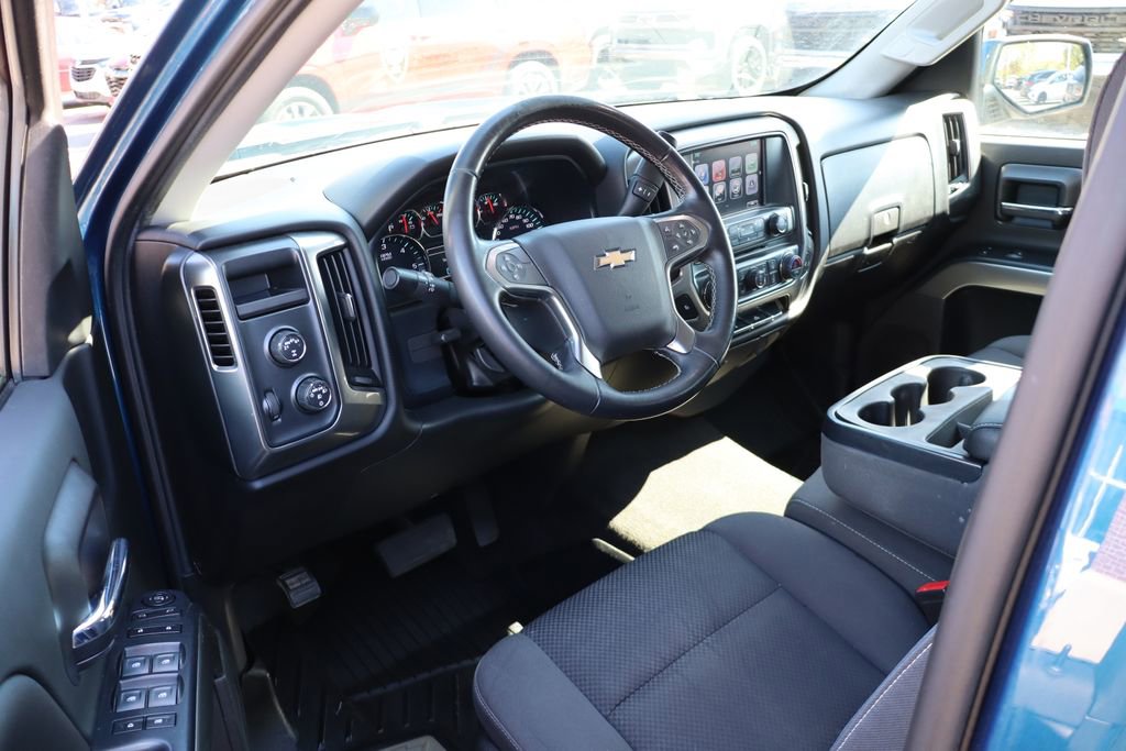 Used 2018 Chevrolet Silverado 1500 LT w/ All Star Edition image 13