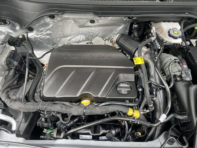 Used 2025 Chevrolet Trax LT w/ LT Convenience Package FWD image 28