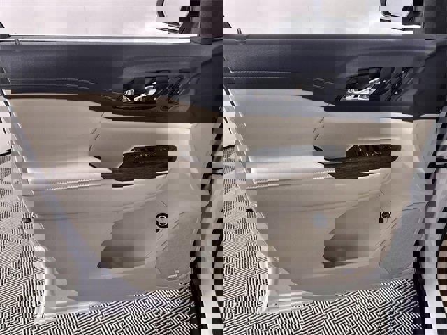 Used 2023 GMC Acadia Denali image 23