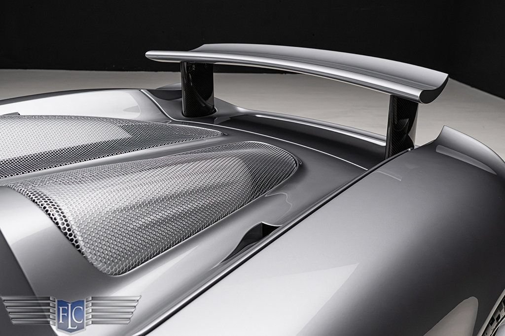 Used 2005 Porsche Carrera GT RWD image 7