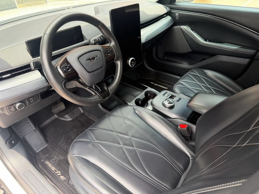 Used 2021 Ford Mustang Mach-E Select w/ Comfort/Appearance Package RWD image 27