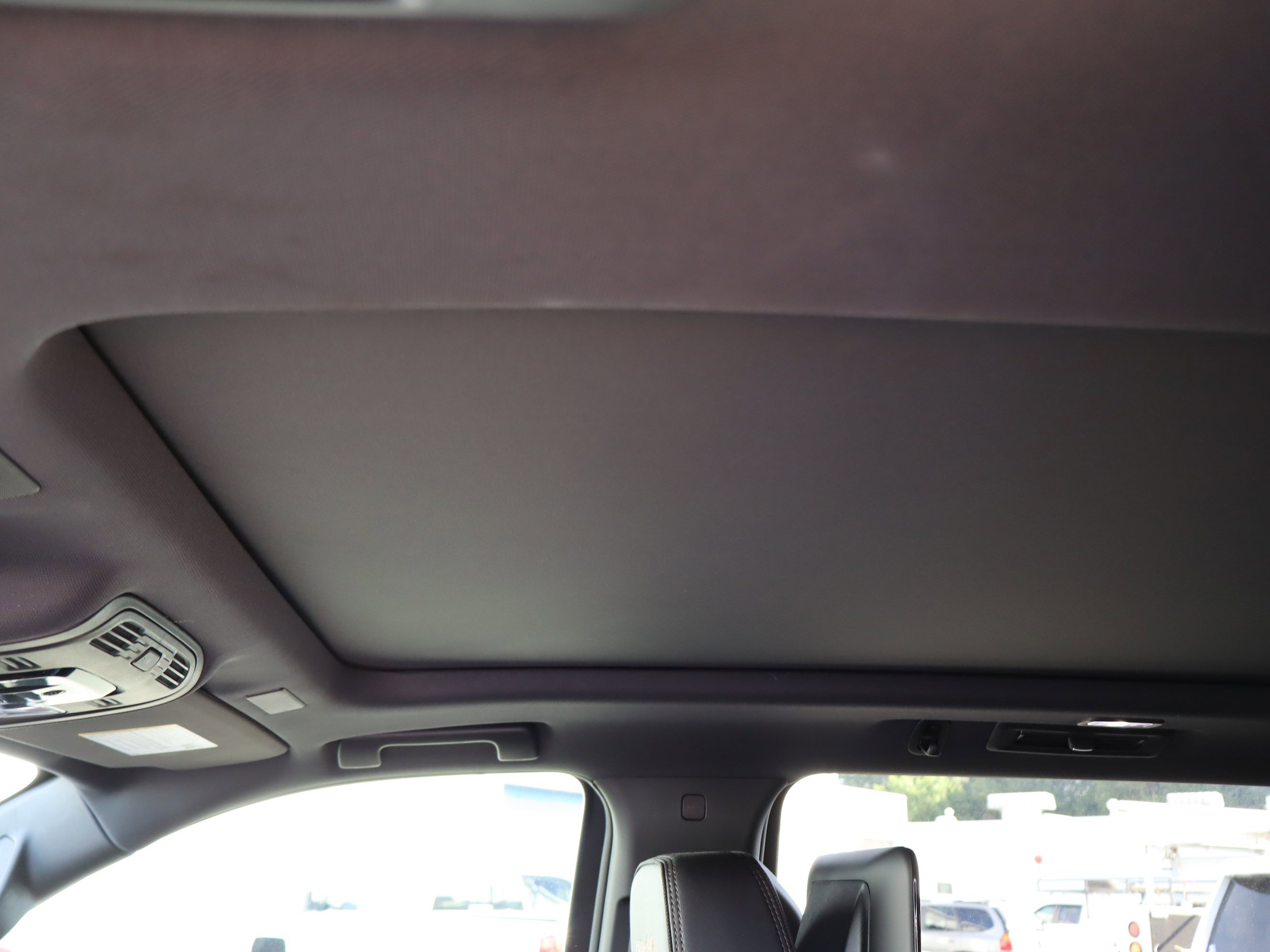 Used 2026 Chevrolet Suburban High Country AWD/4WD image 22