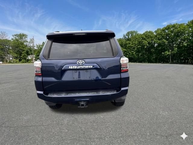 Used 2019 Toyota 4Runner SR5 Premium AWD/4WD image 5