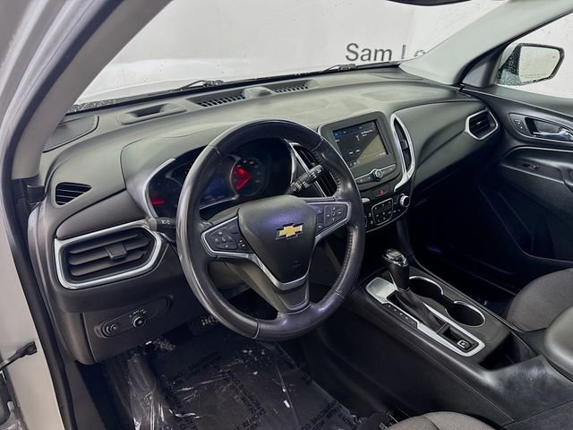 Used 2019 Chevrolet Equinox LT w/ Driver Convenience Package image 9