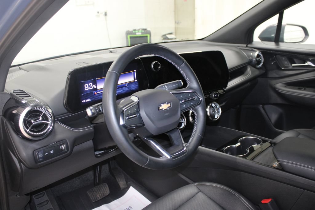 Used 2024 Chevrolet Blazer EV LT AWD/4WD image 14