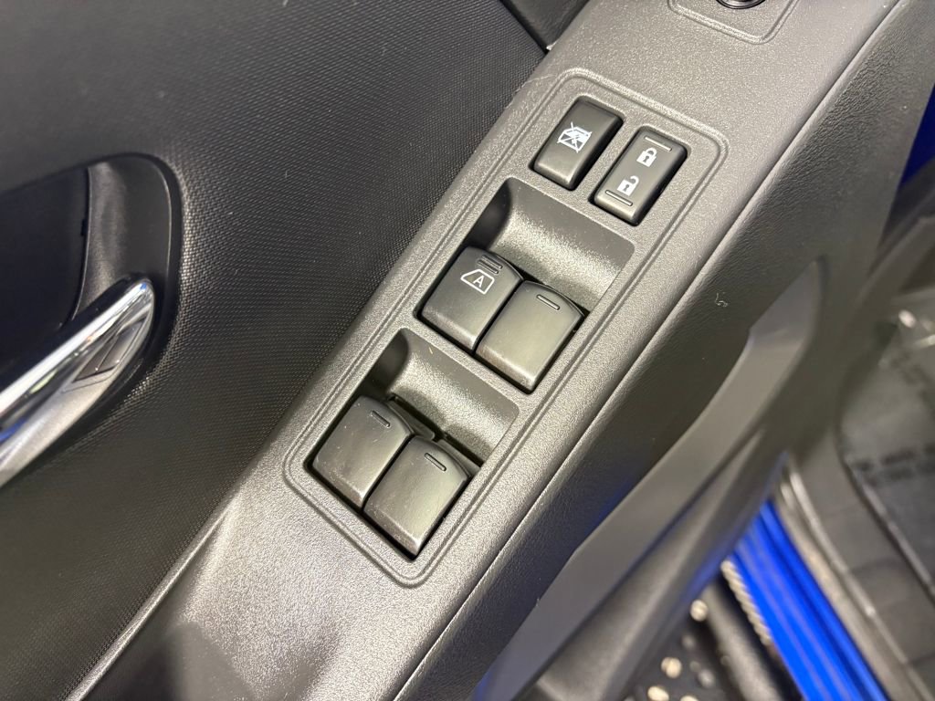 Used 2024 Nissan Frontier SV w/ SV Convenience Package image 13