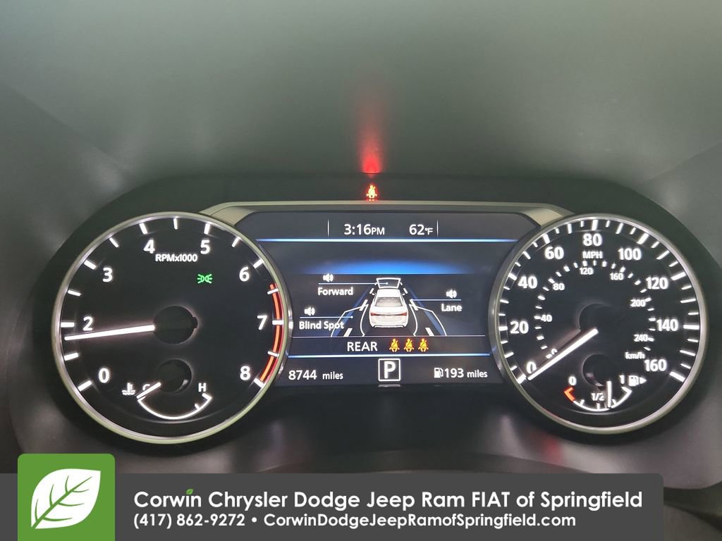 Used 2023 Nissan Sentra SR w/ Electronics Package image 23