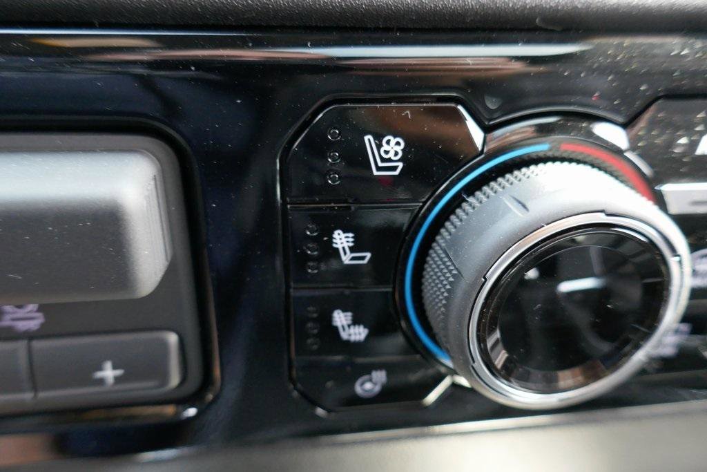 New 2025 Chevrolet Silverado 1500 High Country image 23