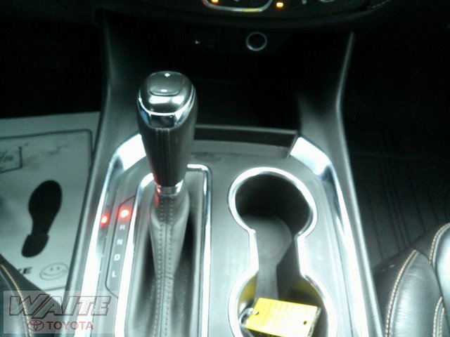 Used 2020 Chevrolet Traverse LT image 16