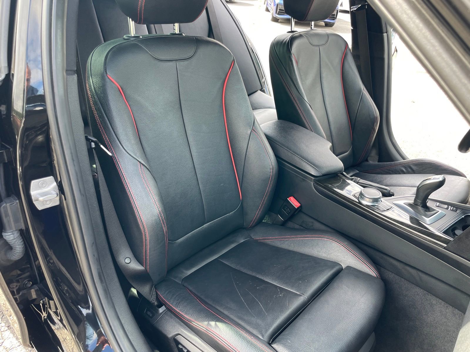 Used 2018 BMW 330i xDrive Sedan image 16