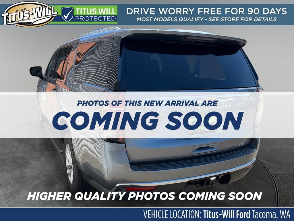Used 2022 Chevrolet Suburban LT AWD/4WD image 3