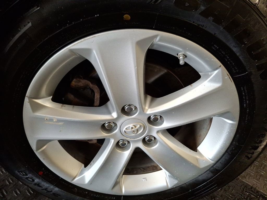 Used 2013 Toyota RAV4 XLE image 4