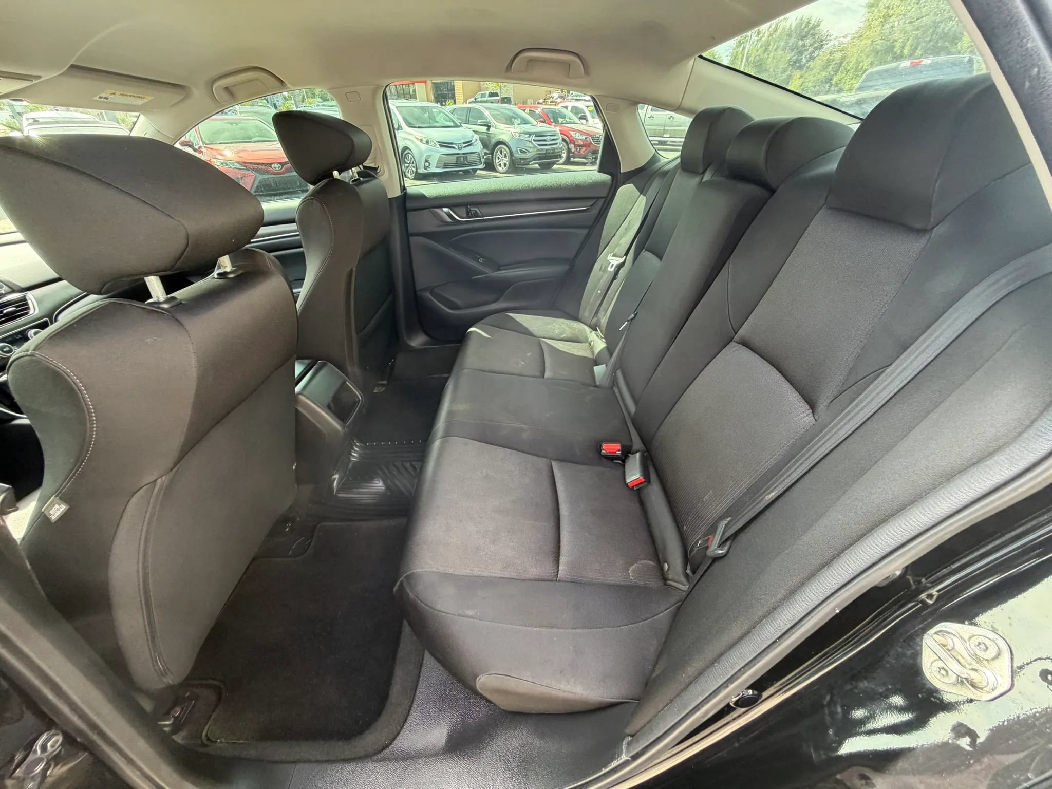 Used 2018 Honda Accord LX image 19