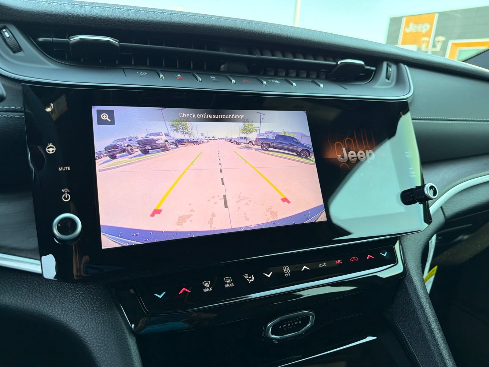New 2026 Jeep Grand Cherokee Altitude AWD/4WD image 23