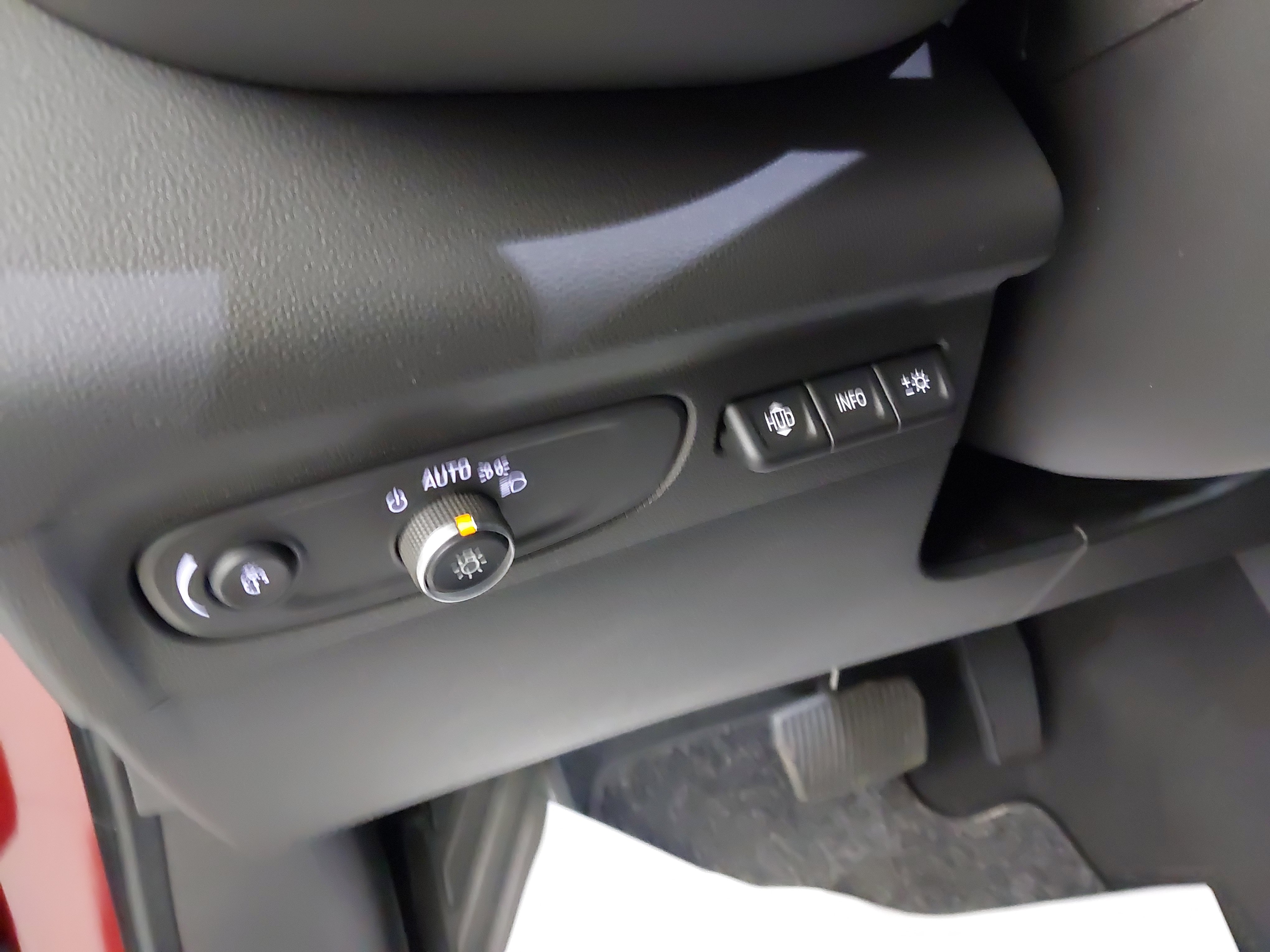 Used 2023 Buick Envision Avenir AWD/4WD image 24