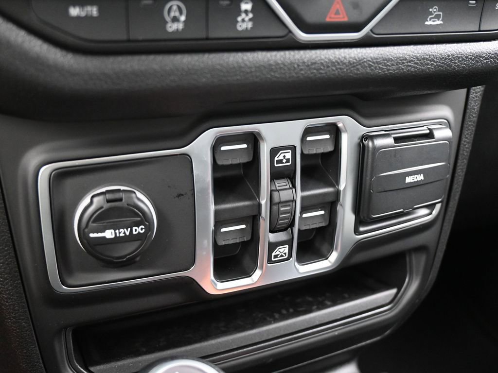 New 2026 Jeep Gladiator Sport AWD/4WD image 20
