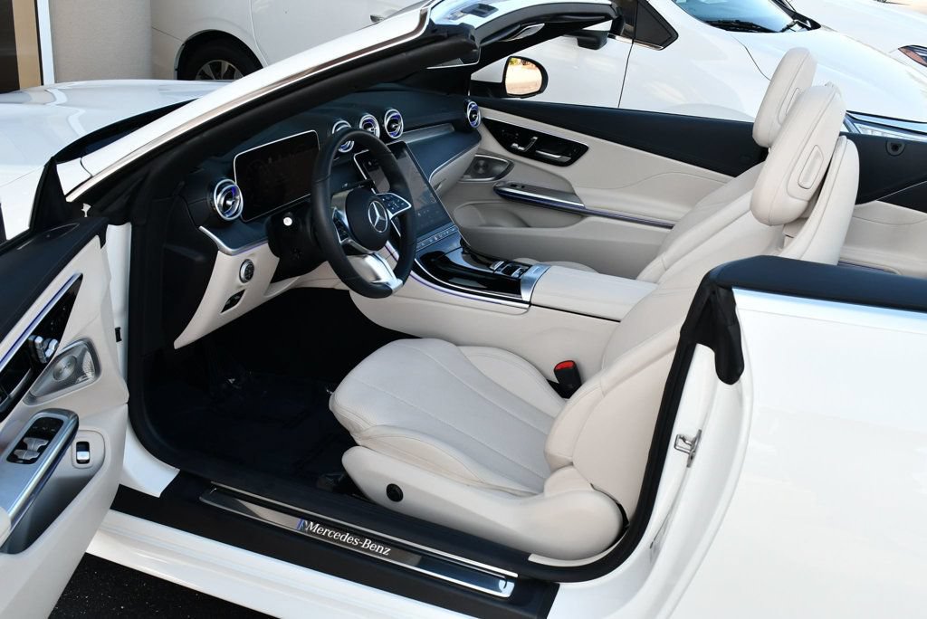 Used 2024 Mercedes-Benz CLE 300 4MATIC Cabriolet w/ Driver Assistance Package image 52