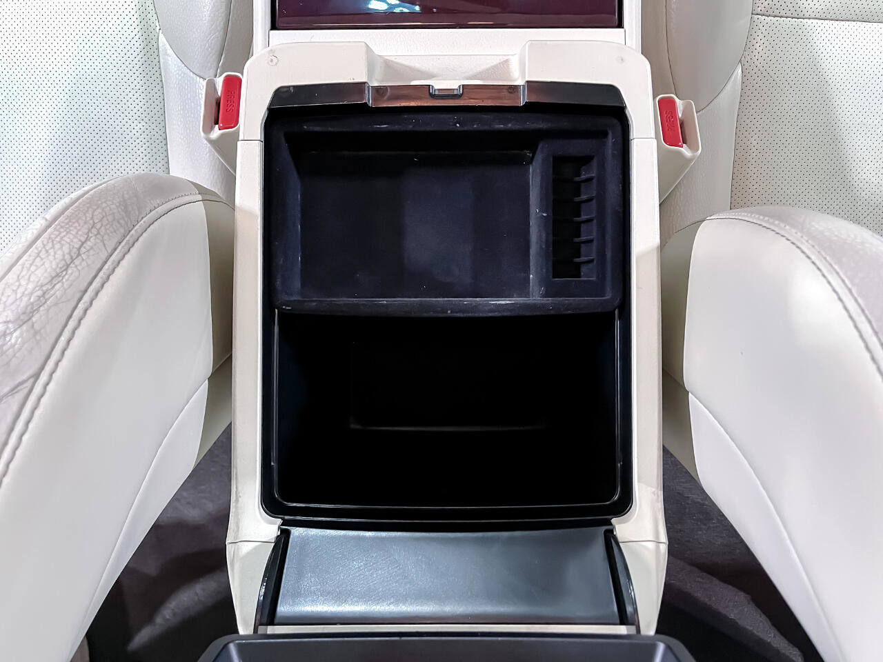 Used 2017 Lexus GX 460 image 34