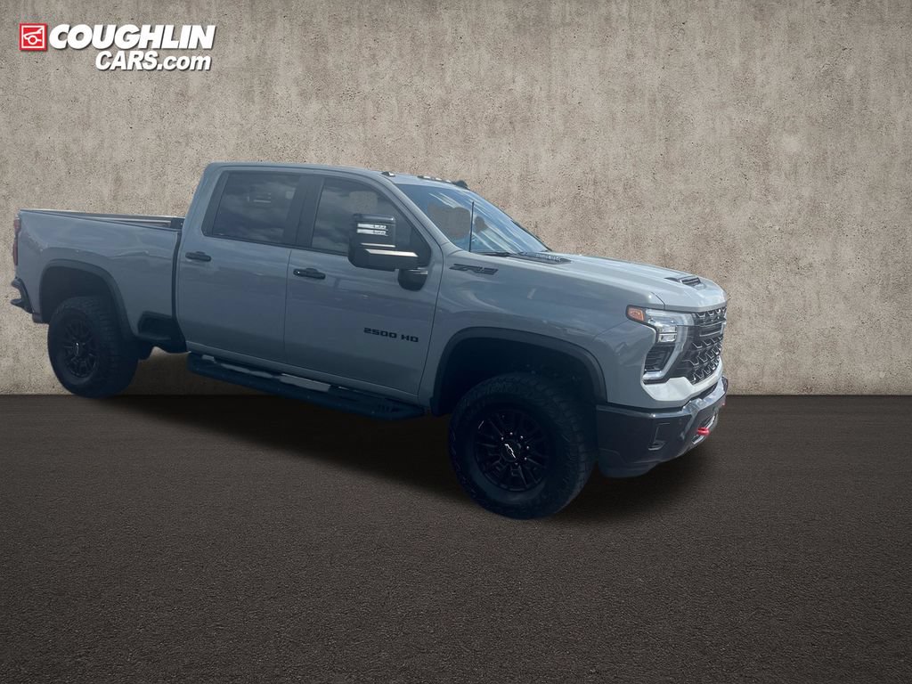 Used 2025 Chevrolet Silverado 2500 ZR2 w/ Technology Package AWD/4WD image 8