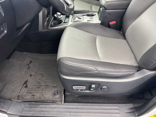 Used 2024 Toyota 4Runner SR5 Premium w/ Moonroof Package image 33