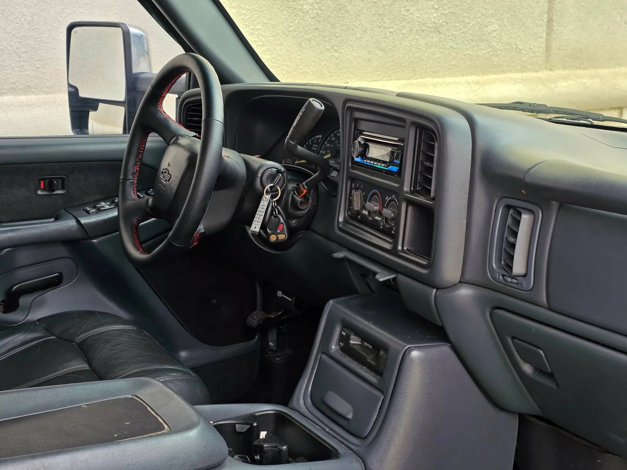 Used 2001 Chevrolet Silverado 2500 LS RWD image 16