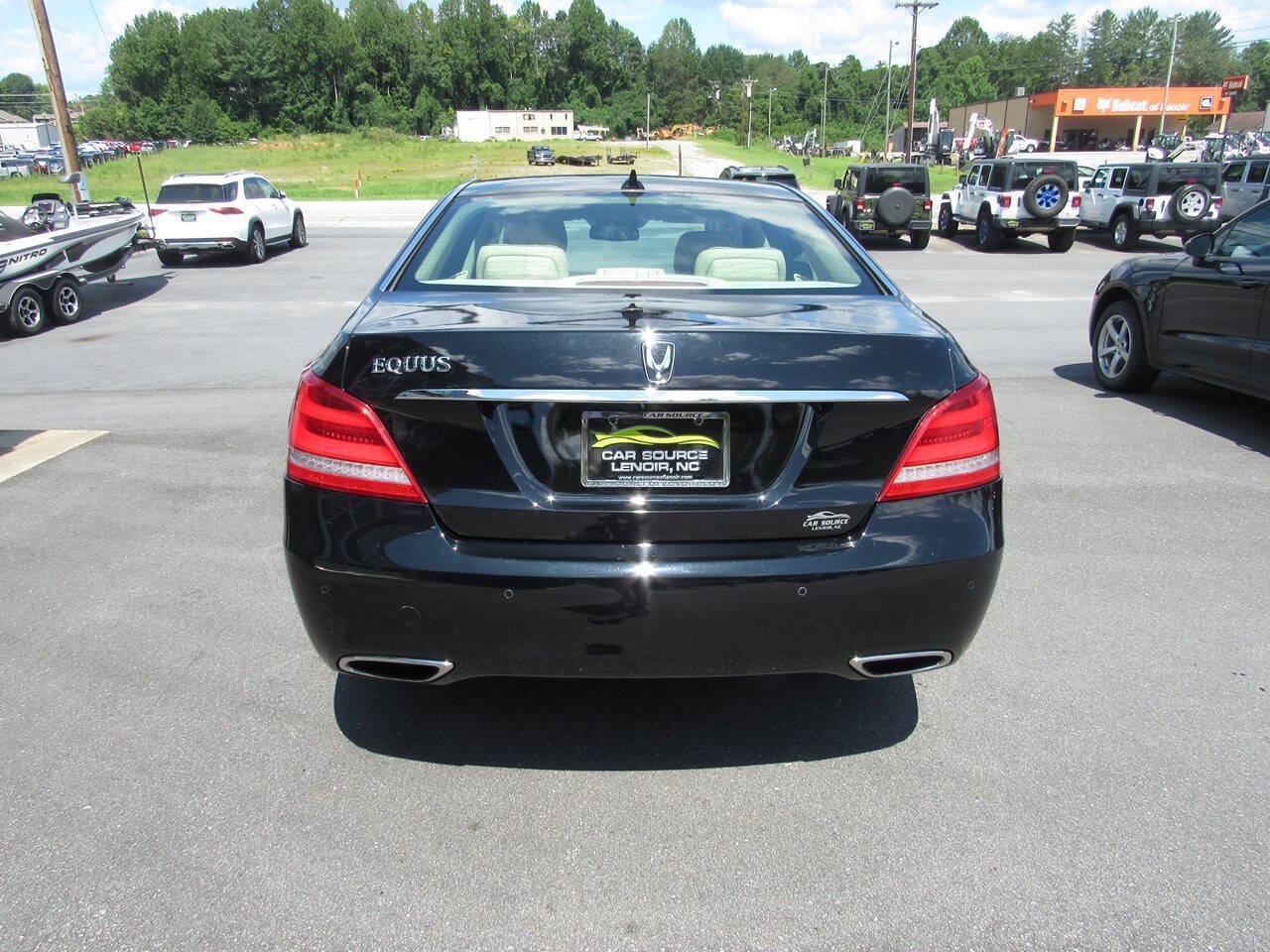 Used 2014 Hyundai Equus Ultimate RWD image 5