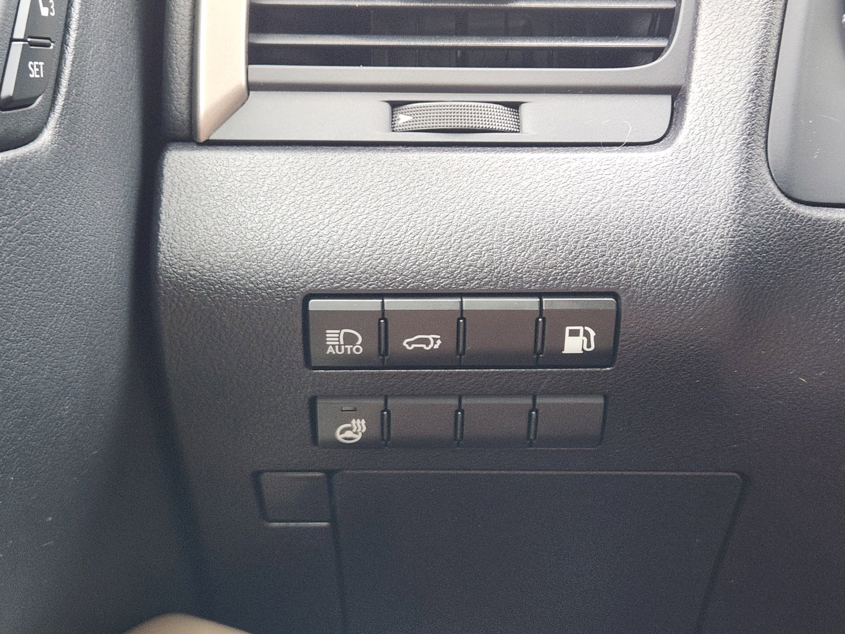 Certified 2021 Lexus RX 450h AWD w/ Premium Package image 17