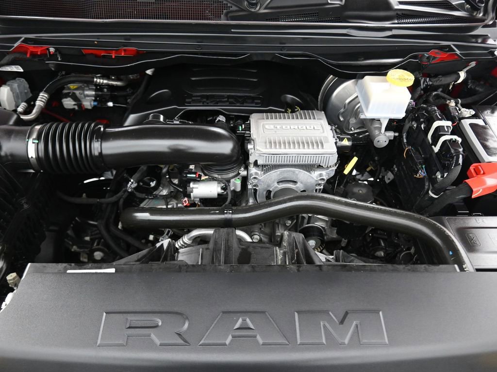 Used 2024 RAM 1500 Laramie image 11