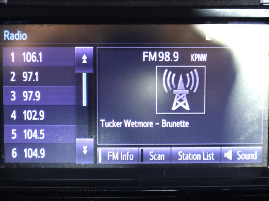 Used 2016 Toyota Corolla S FWD image 18